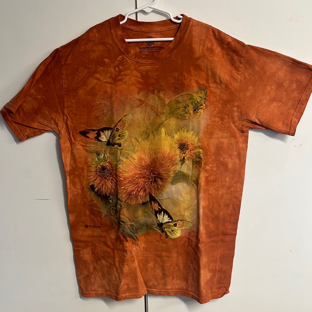 The Mountain Brand Butterfly Shirt Size M adults